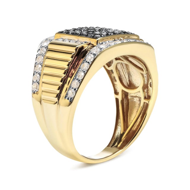 Contemporary Men's 14K Yellow Gold Plated .925 Sterling Silver 1 1/2 Cttw White and Black Treated Diamond Cluster Ring (Black / I-J Color, I2-I3 Clarity) - Size 12 For Sale - Image 3 of 6