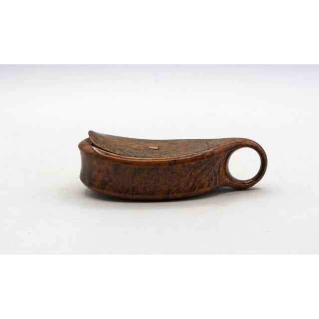 A Roman lamp form maplewood & tortoise shell snuff box of great rarity & exquisite craftsmanship, c. 1800. From Scotland....