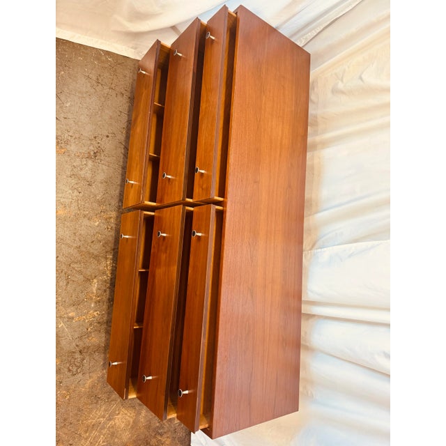 Mid 20th Century Walnut Kipp Stewart and Stewart MacDougall Dresser For Sale In San Antonio - Image 6 of 11