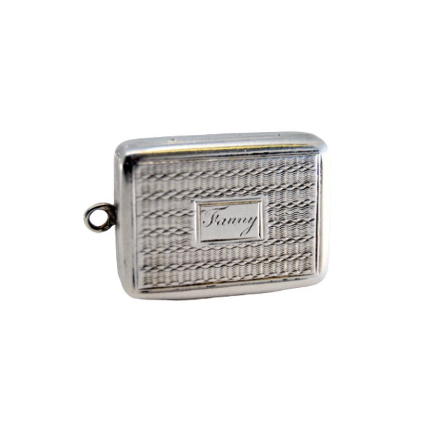 George IV Silver and Gold Vinaigrette Box with Engraving on Both Sides from the Period of George Iv For Sale - Image 10 of 10