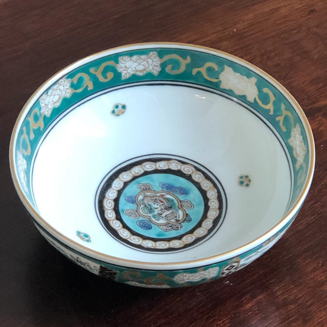 Vintage Hand-Painted Japanese Porcelain Imari Bowl For Sale - Image 10 of 12
