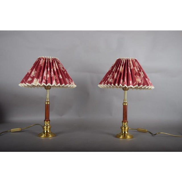 Neoclassical 1970s Brass and Wood Table Lamps With Pleated Floral Shades - a Pair For Sale - Image 3 of 9