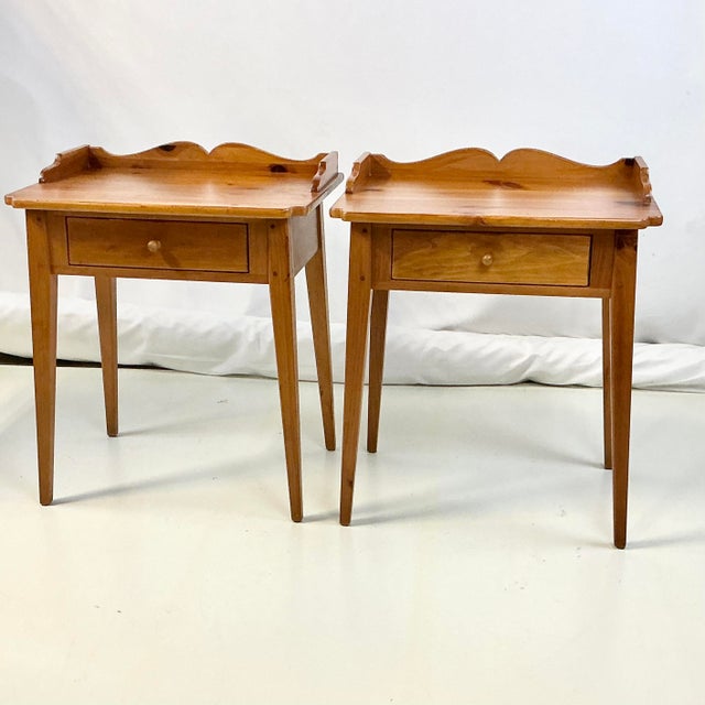 Farmhouse 1970s Vintage Arts & Crafts Shaker Ethan Allen Pine Side Tables - A Pair, Country Craftsman Collection For Sale - Image 3 of 16