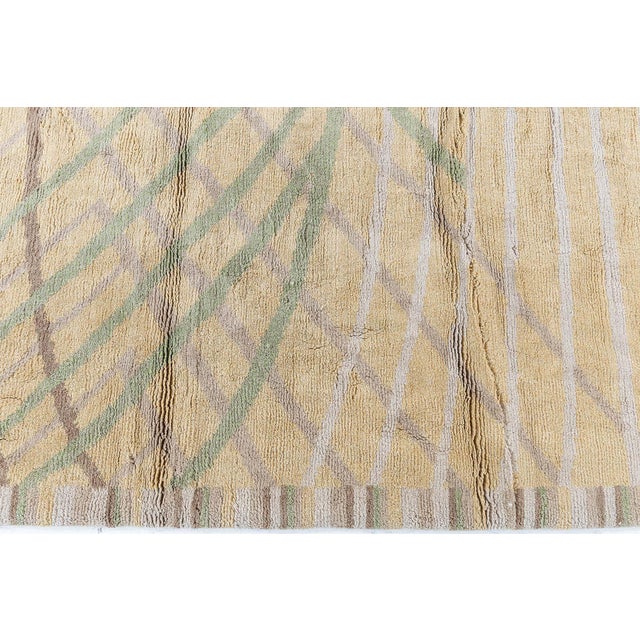 Early 21st Century Abstract Modern Oversized Rug With Palm Frond Motif In Golden Tan "Palmera" For Sale - Image 5 of 8