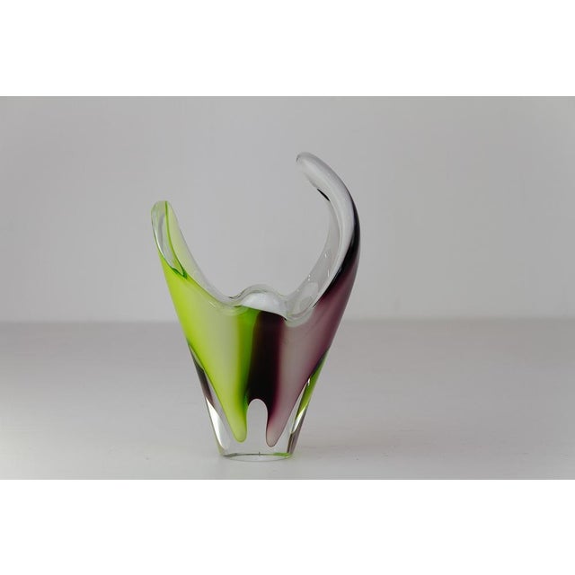 Mid-Century Coquille Glass Vase by Paul Kedelv for Flygsfors, Sweden, 1950s For Sale - Image 10 of 18