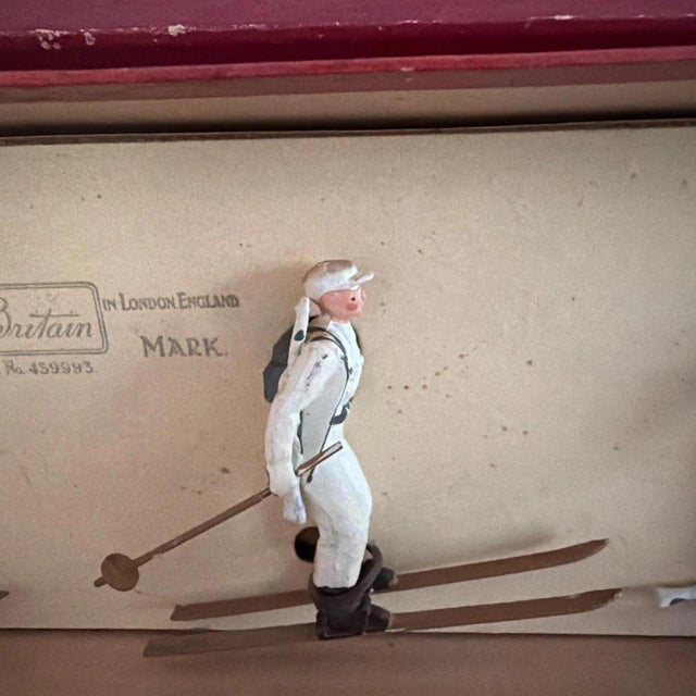Britains, Ltd. Vintage Britains Ltd Four Skiing Toy Soldiers No. 2017 For Sale - Image 4 of 6