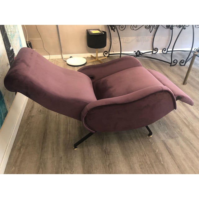 Reclining Chair in Purple Velvet, 1970s For Sale - Image 11 of 14