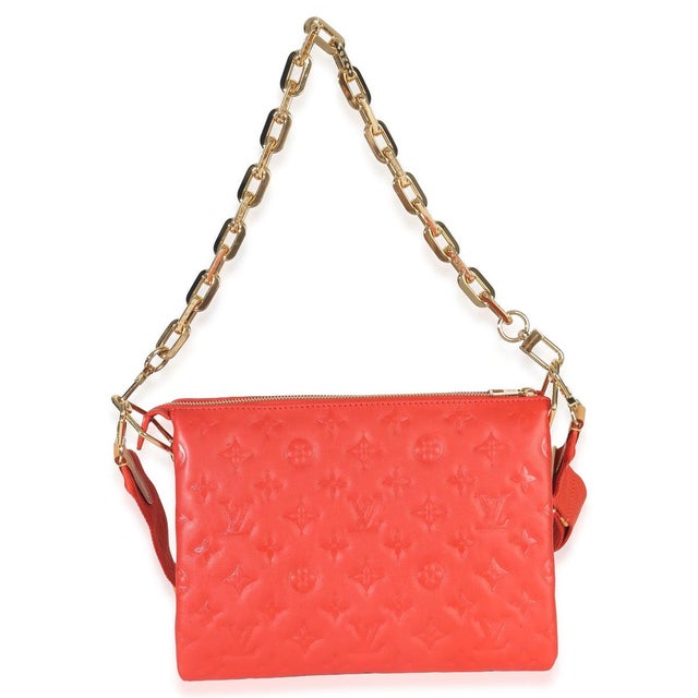 Item #: 152628 Interior Material: Microfiber MSRP: 4,950 Features Interior: Two gussets. One zip pocket Dimensions: 10.5 x...