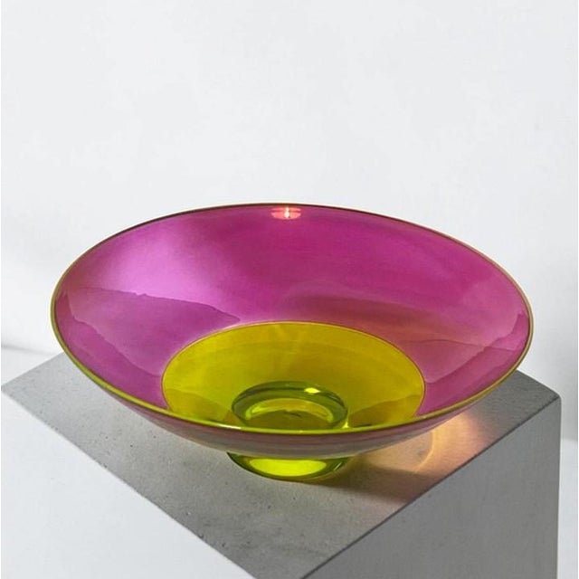 Nicholas Kekic Signed 15-Inch Two-Color Incalmo Bowl (Hyacinth and Lime With Clear Base) Large Centerpiece Bowl For Sale - Image 16 of 16