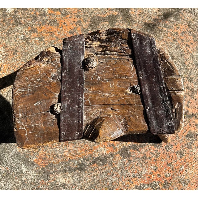 Wabi-Sabi Primitive Sculptural Hand-Carved Wooden Stools, 20th Century, Set of 2 For Sale - Image 6 of 9