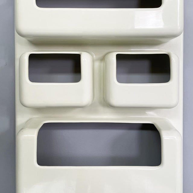 Italian Modern Wall Storage by Giorgio De Ferrari for Elco, 1970s For Sale - Image 9 of 18