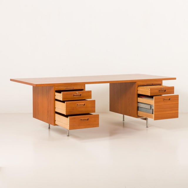 Large Mid-Century Modern Danish Executive Desk in Teak, 1970s For Sale - Image 4 of 18