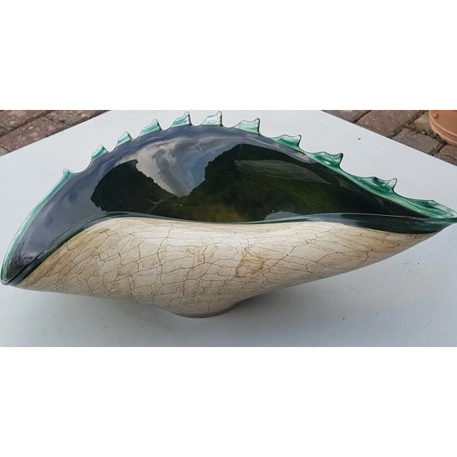 Handmade Shell Shaped Crystal Bowl from Jozefina Krozno For Sale - Image 3 of 4