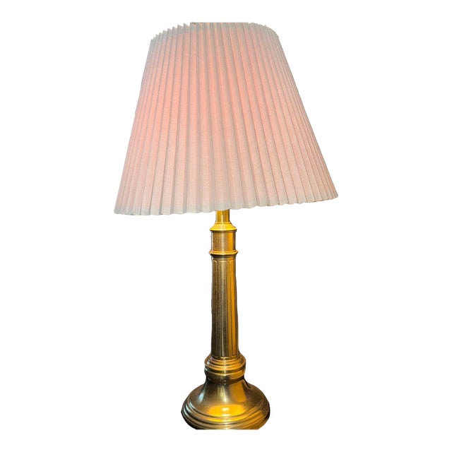 Vintage Brass Stiffel Hollywood Regency Table Lamp MCM 26” Tall 11.5” With Original Silk Shantung Pleated Shade. For Sale