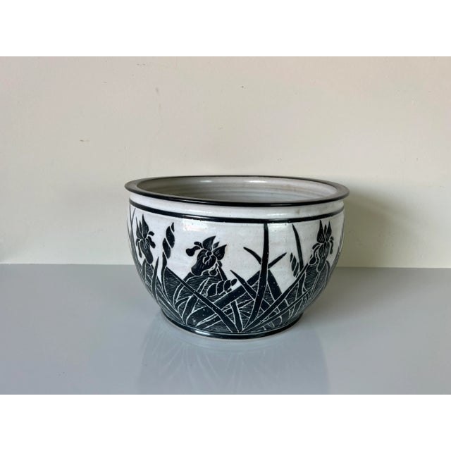Black 1980's Vintage Carris Hand Painted Pottery Planter For Sale - Image 8 of 10