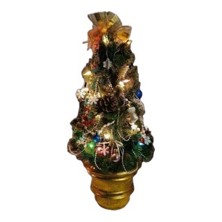 Whimsical Victorian Mini Christmas Tree 19” Tabletop Lights Ornaments Gold Pot For Sale