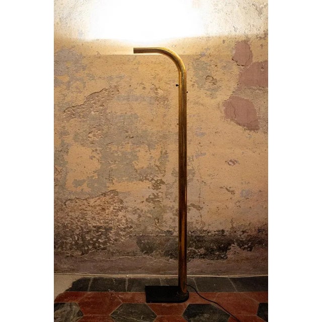 Brass floor lamp and lacquered metal base. Dimmable. Goose model Designer Marco Zotta Producer Eleusis 80s I have official...