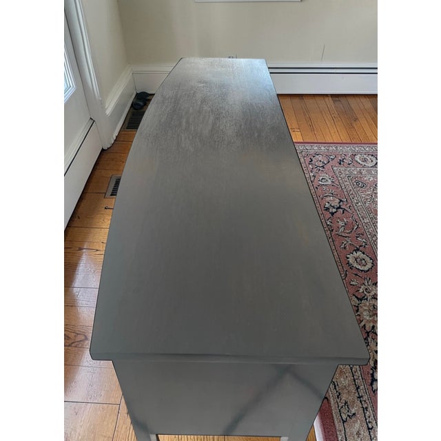 1930s Vintage Federal Hepplewhite Mahogany Sideboard For Sale - Image 5 of 11