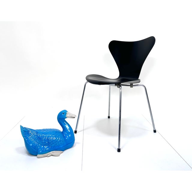 Large Duck Figurine in Chinese Porcelain, 1960s For Sale - Image 9 of 18