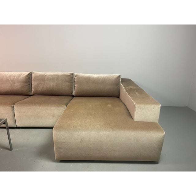 A beautifully proportioned modular sofa by the renowned German manufacturer Walter Knoll, dating from the 1970s. This...