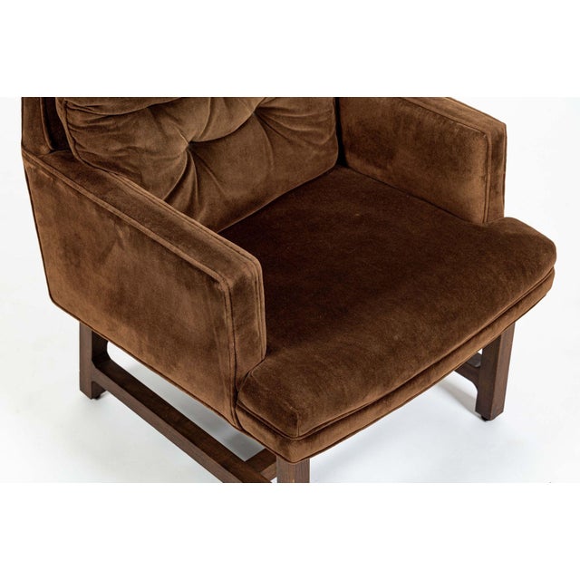 Pair of Mid-Century Brown Velvet Lounge Chairs Attributed to Edward Wormley, 1960s For Sale - Image 15 of 17