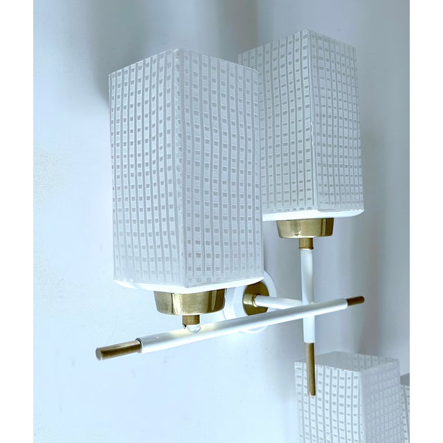 Mid-Century Modern Mid-Century Modern French Glass Sconces, 1960s, Set of 2 For Sale - Image 3 of 18