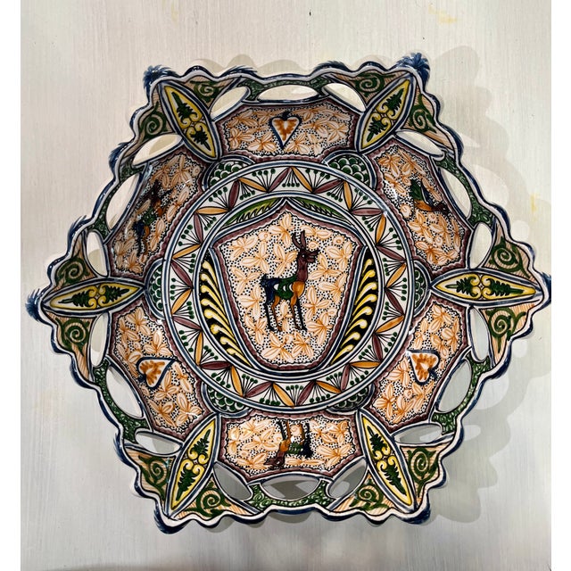 This piece belongs to a collection inspired by 15th century Portuguese ceramics. It was manufactured and hand-painted...