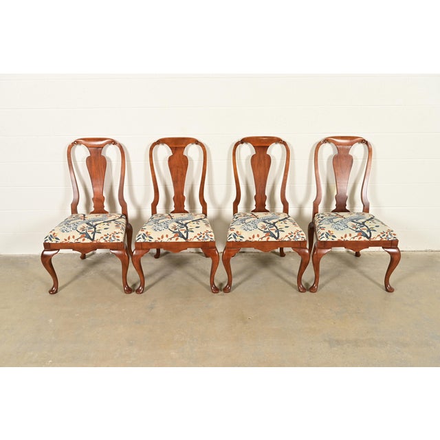 Queen Anne Baker Furniture Queen Anne Carved Walnut Dining Chairs, Set of Four For Sale - Image 3 of 13