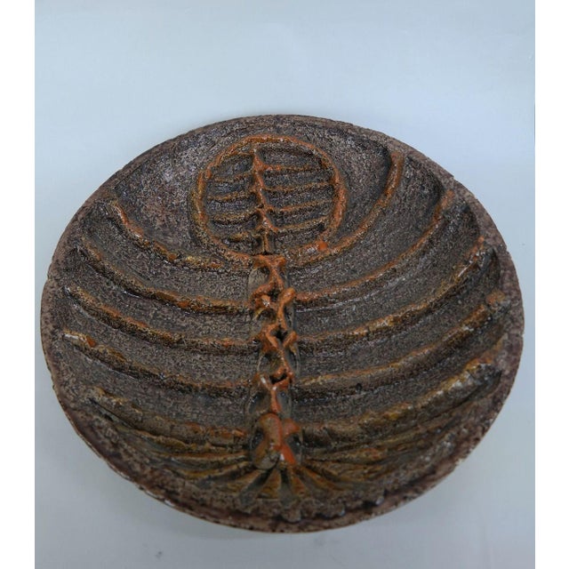 Vintage ceramic decorative wall plate. size: 33cm