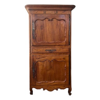 Early 19th Century Bonnetière Cabinet For Sale