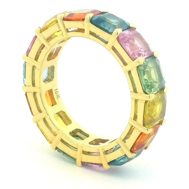 18k Yellow Gold Multi-Color Sapphire Eternity Ring – Italian Fine Jewelry, Size 6 For Sale - Image 9 of 11