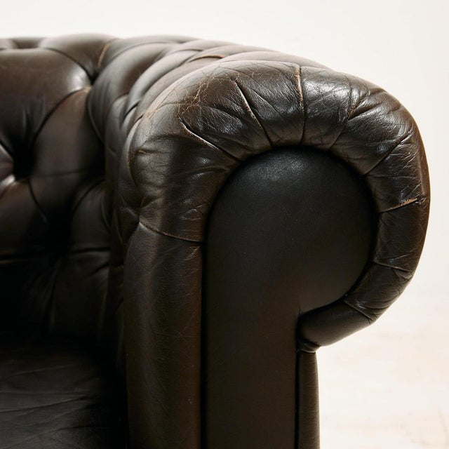 Chesterfield Leather Sofa Set, 1970s, Set of 3 For Sale - Image 10 of 18