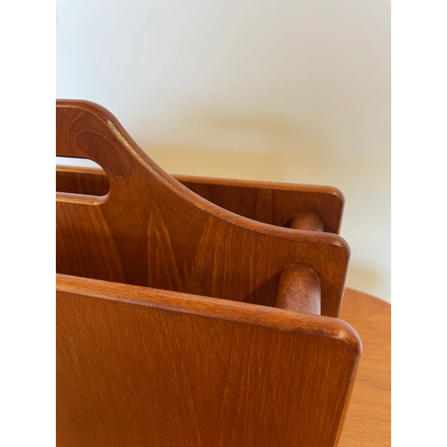Vintage Danish Magazine Rack in Teak, 1960 For Sale - Image 4 of 10