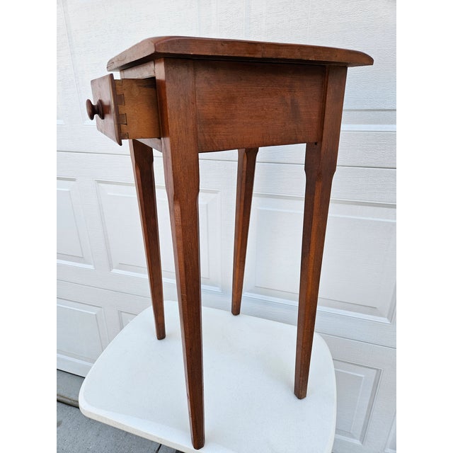 Square Primitive Federal Style One Drawer Side Table For Sale - Image 11 of 17