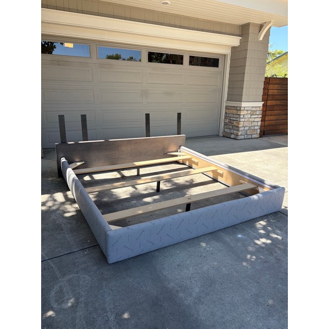 Contemporary Huppé Plank King Bed and Side Tables For Sale - Image 11 of 12