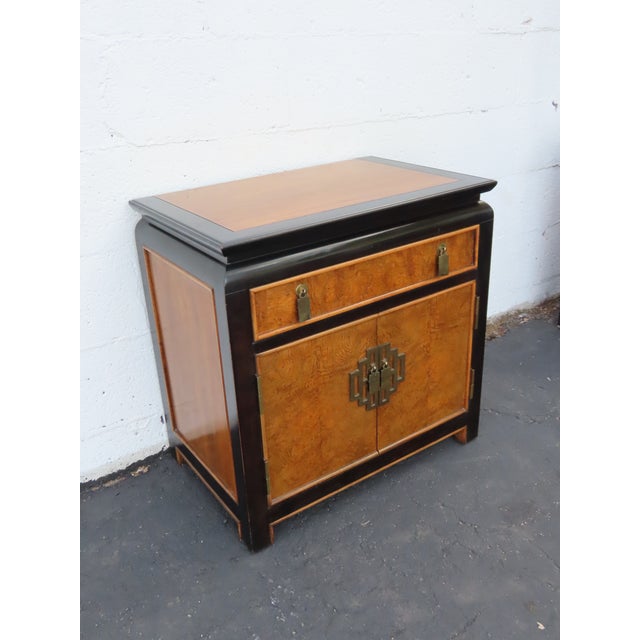 Wood Century Hollywood Regency Chin Hua Nightstands End Bedside Tables a Pair 6618 For Sale - Image 7 of 16