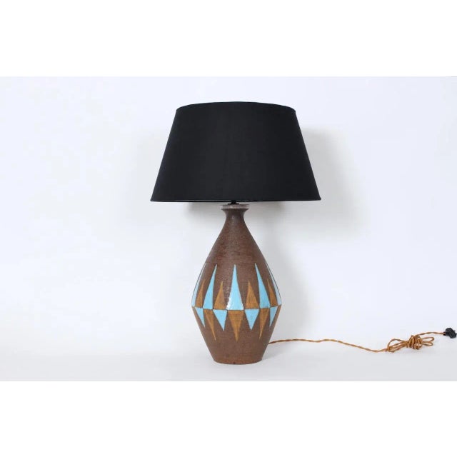 Substantial Italian Modern Bitossi hand painted Glazed Earthenware Table Lamp. Featuring a tall, textured bulbous bottle...