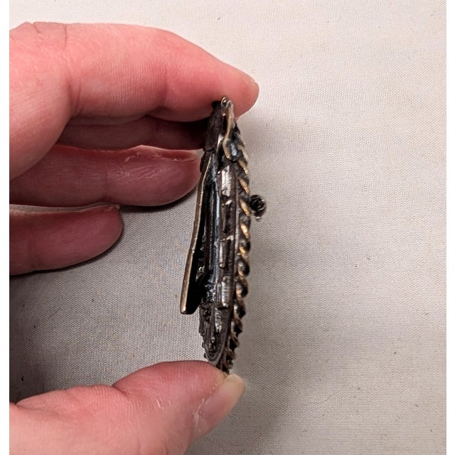 Vintage Signed Napier Ad Piece Silvertone "Golden Time" Sundial Brooch, 1954 For Sale In Philadelphia - Image 6 of 10