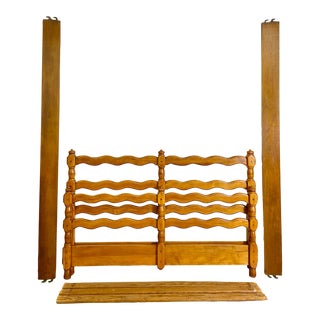 Vintage Full Size Maple Ladder Back Style Low Poster Bed For Sale