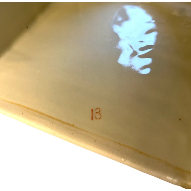 1990s Vintage Amita Coral and Seashell Porcelain Tissue Toothbrush Box Bathroom Vanity Set of 3 For Sale - Image 11 of 11