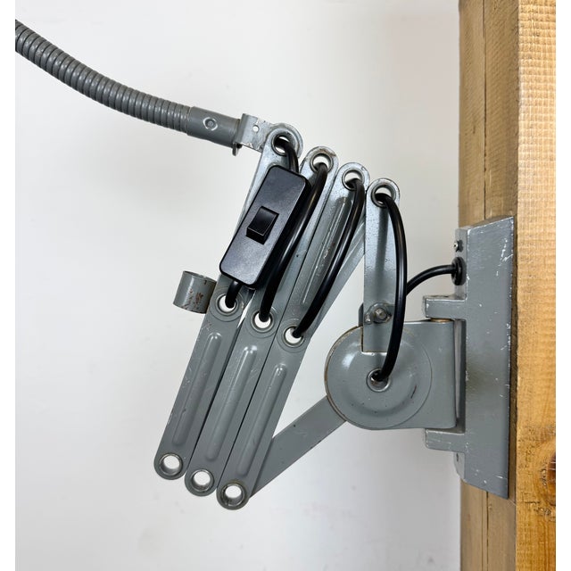 Industrial Grey Scissor Wall Lamp from Elektroinstala, 1960s For Sale - Image 11 of 18
