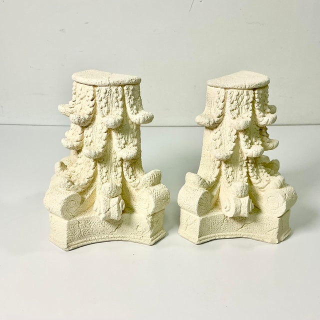 1988 Vintage Italian Corinthian Roman Empire Architectural Plaster Bookends - A Pair. For Sale - Image 6 of 16