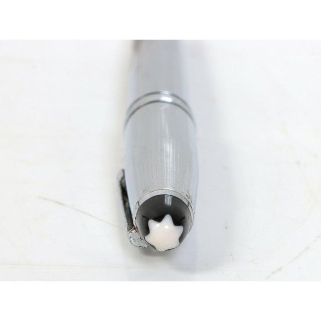 This iconic Montblanc Meisterstück ballpoint pen is crafted in silver-plated metal and bears the classic elegance and...