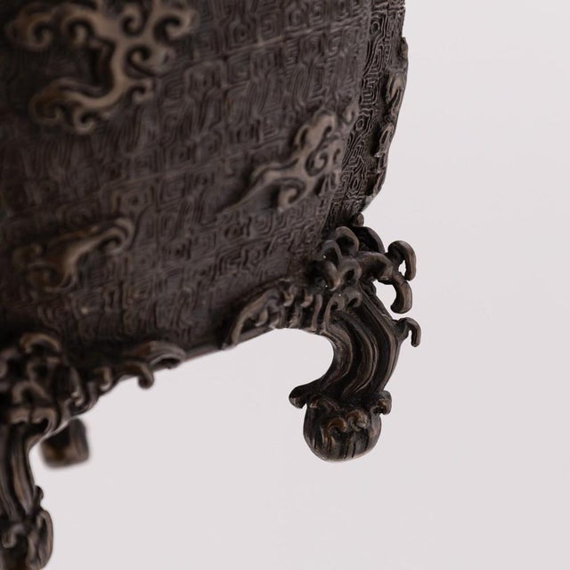 Antique Japanese Edo Style Bronze Vessel, 19th Century For Sale - Image 17 of 18