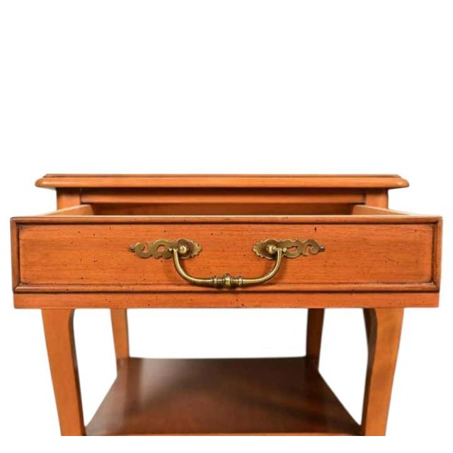 1960s 1960s Hekman French Provincial Louis XV Carved Walnut Side Table For Sale - Image 5 of 8