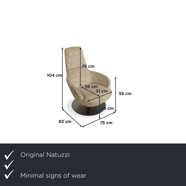 This Natuzzi armchair is a prime example of Italian comfort and soft design. Upholstered in a gentle sand beige, the...