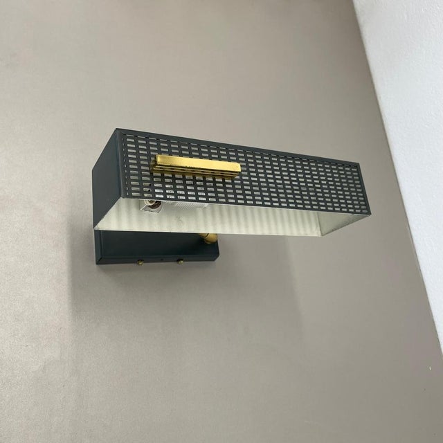 1950s Modern Brass and Metal Adjustable Wall Light, 1950s For Sale - Image 5 of 18