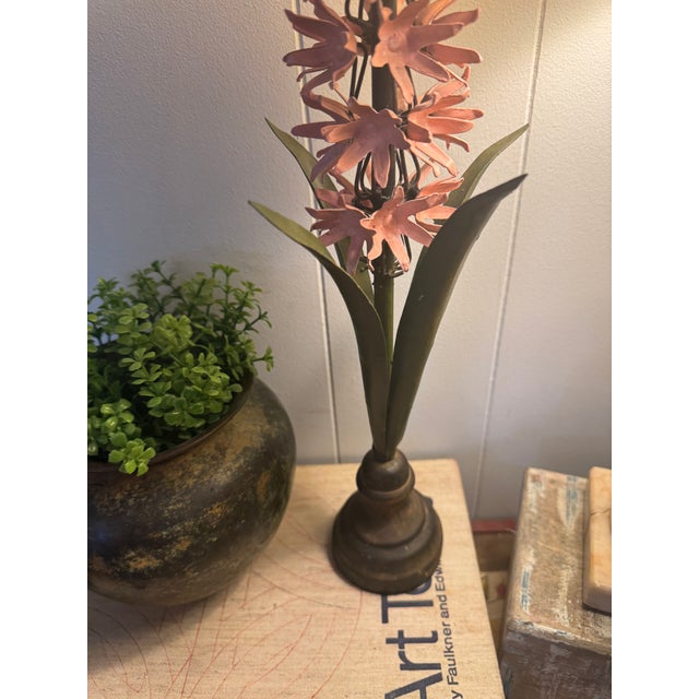 French Country Vintage Italian Tole Hyacinth Sculpture – Hand-Painted Pink Metal Botanical Decor, Hollywood Regency Style By For Sale - Image 3 of 12