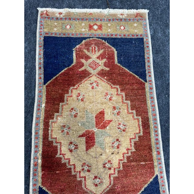 Turkish Yastik Rug 1'4" x 2'10" For Sale - Image 4 of 5
