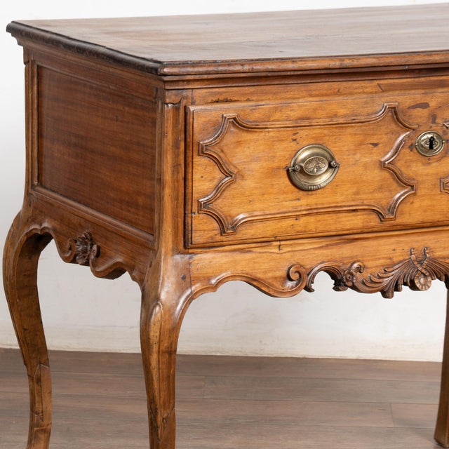 Mid 18th Century 18th Century Portuguese Chestnut Side Table With Drawer For Sale - Image 5 of 15